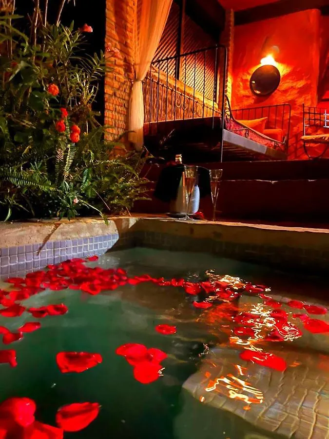 Ddg Retreat Hotel Casares
